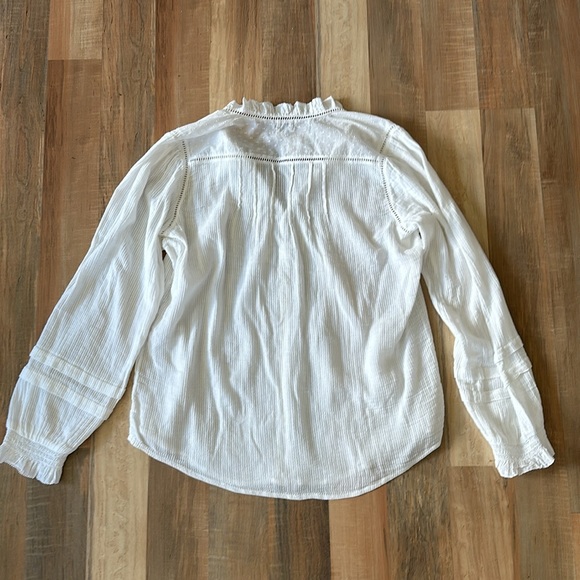 Faherty Brand Willa Top white organic cotton casual bohemian vibes long sleeve - Picture 9 of 9